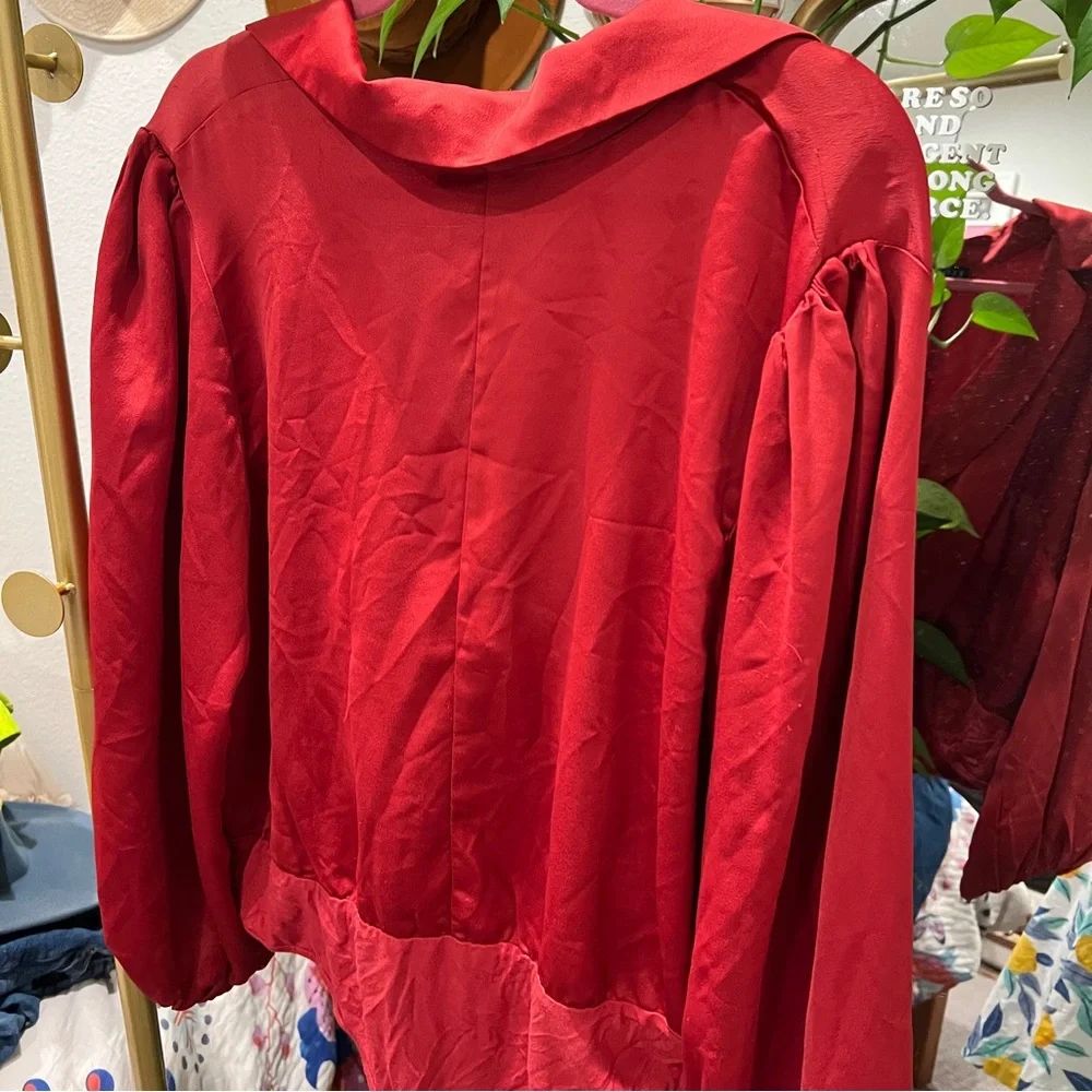 Silky Red Collared ELOQUII Bodysuit - Picture 7 of 9